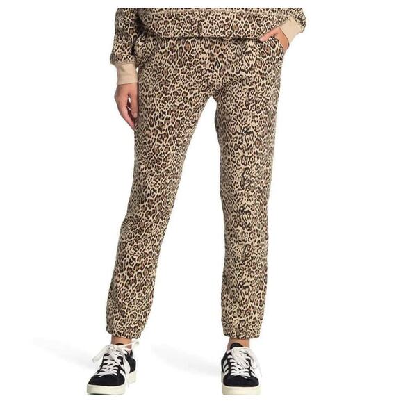 SOCIALITE Printed Joggers In Leopard Size Medium NEW - Picture 1 of 6